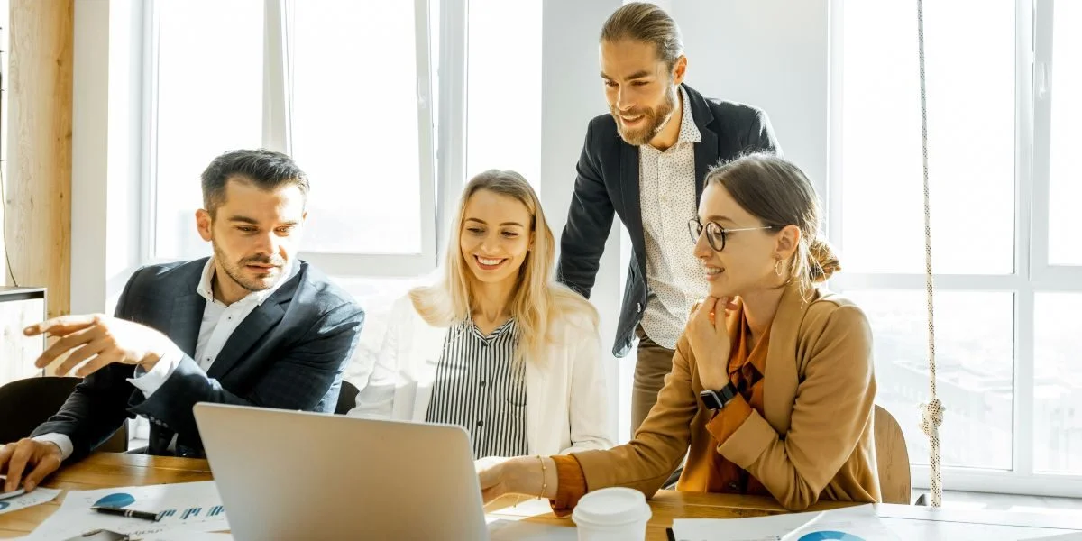 InCorp compliance experts assisting entrepreneurs with state filing requirements and business documentation.